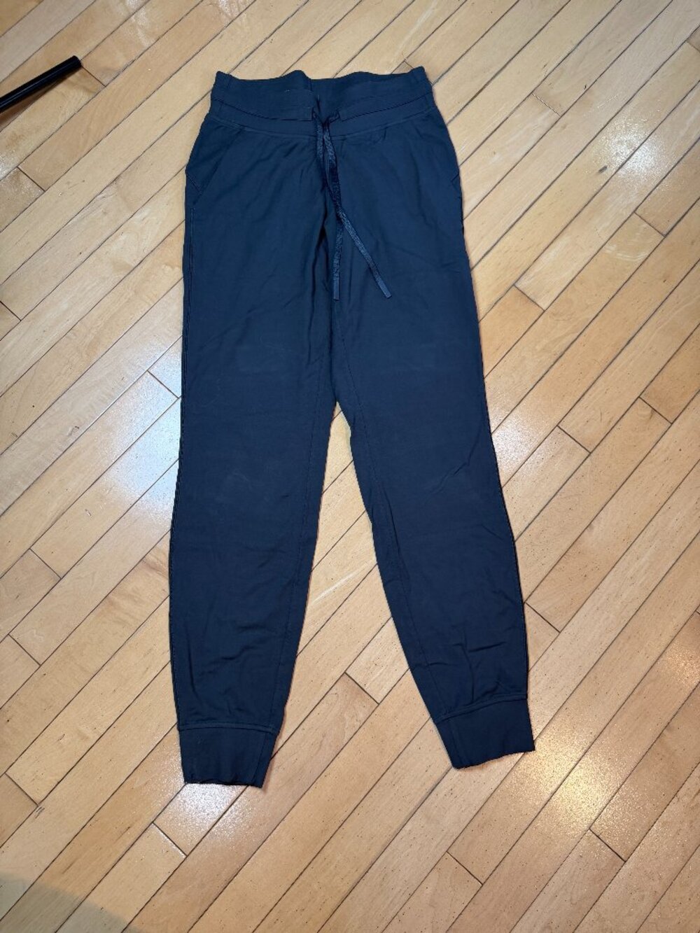 Lululemon Gunmetal Grey Drawstring Joggers Size 4